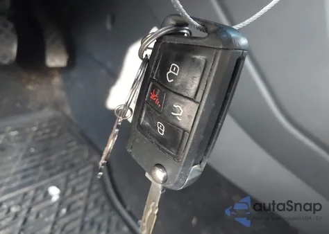 2020 Volkswagen Tiguan S z USA, uszkodzony, nr VIN 3VV0B7AX8LM138676